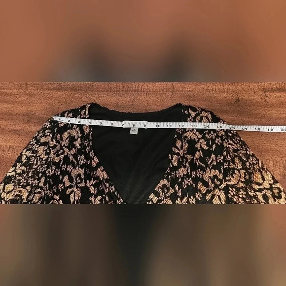 Coldwater Creek Womens Sz Small Gold Black Lace Overlay Floral Surplice Blouse - Picture 14 of 16
